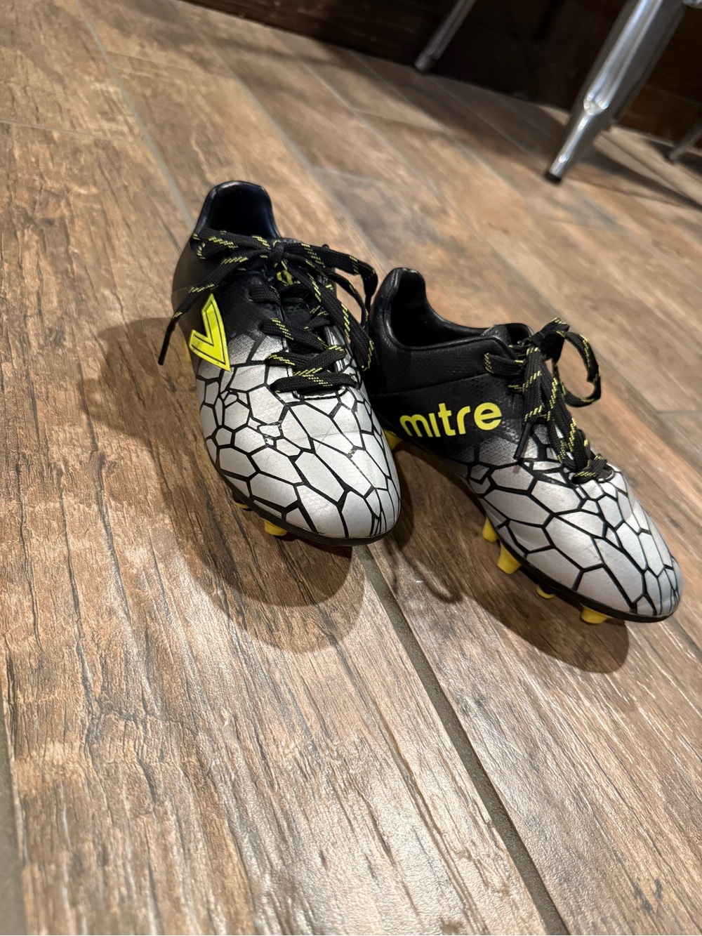Mitre Youth Soccer Cleats